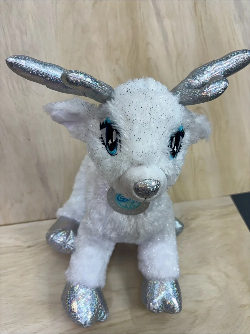Build A Bear Workshop Sparkling White GLISTEN REINDEER with Blue Bow